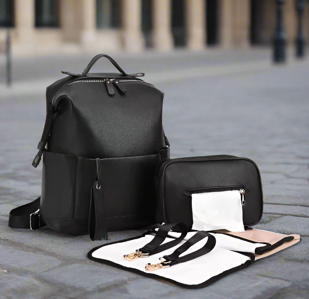 Sac a dos a langer en cuir design noir