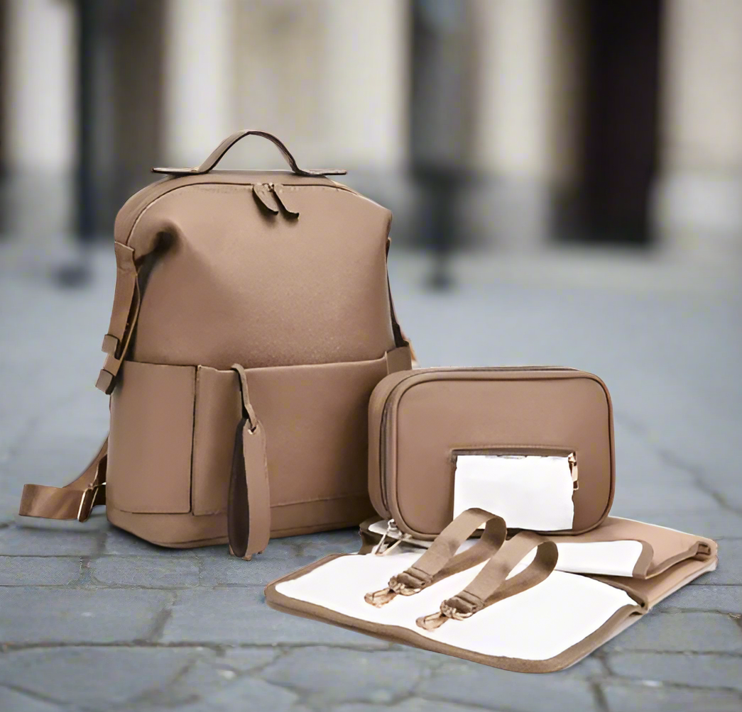 Sac a dos a langer en cuir design chameau