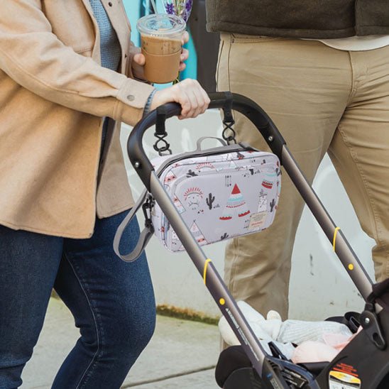 sac-a-langer-bebe-pratique-poussette